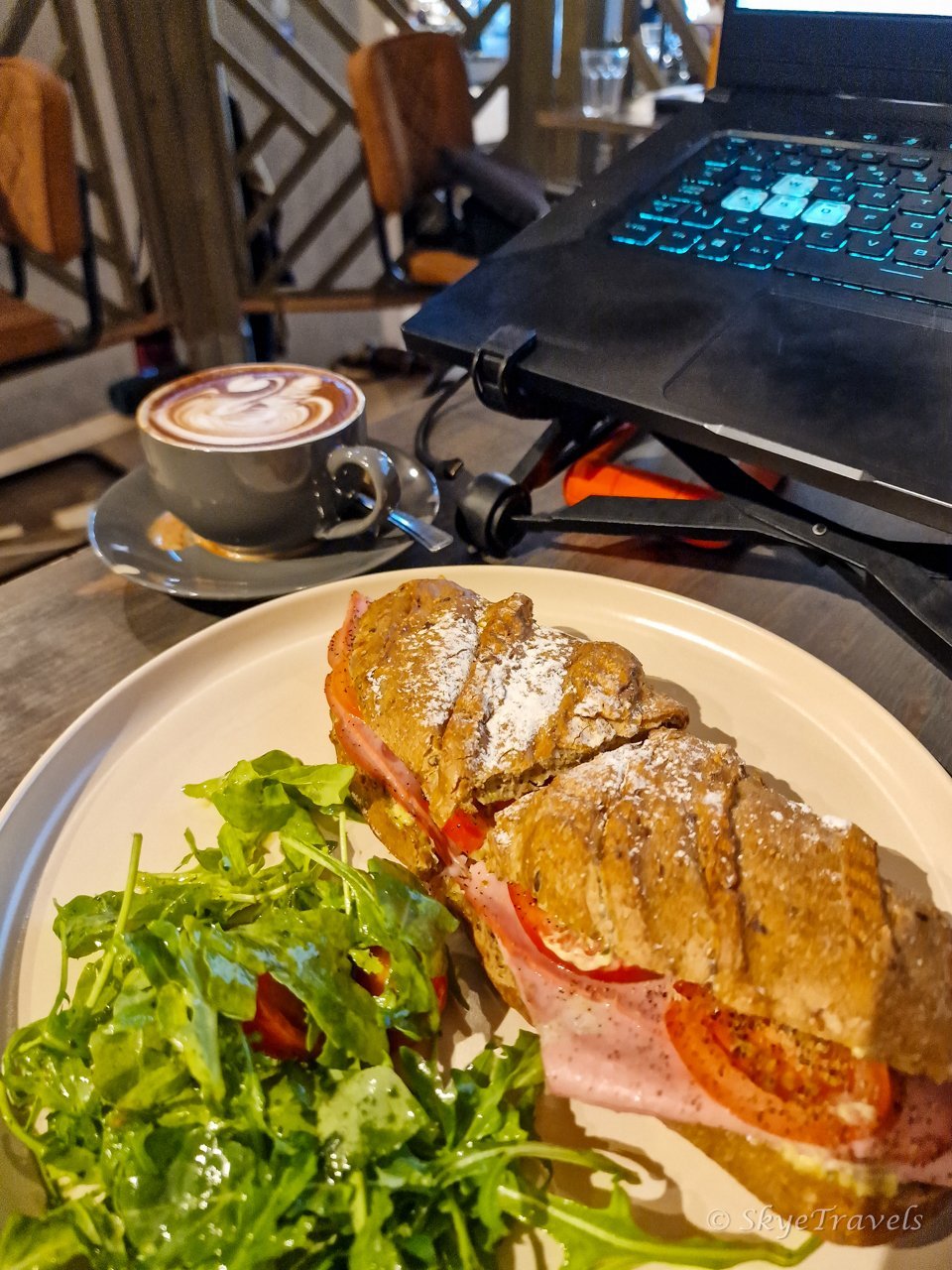 Tanifiki Ham Sandwich